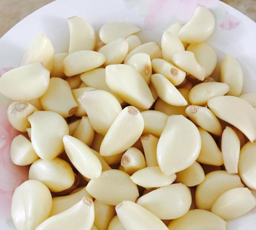 Peeled Garlic